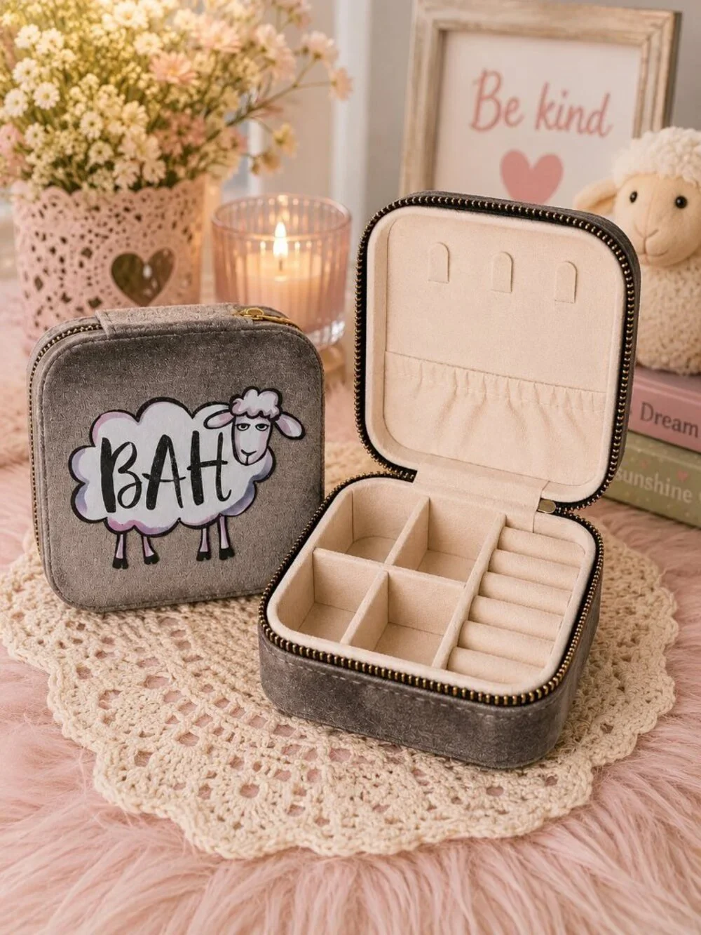 BAH Sheep Travel Jewelry Case